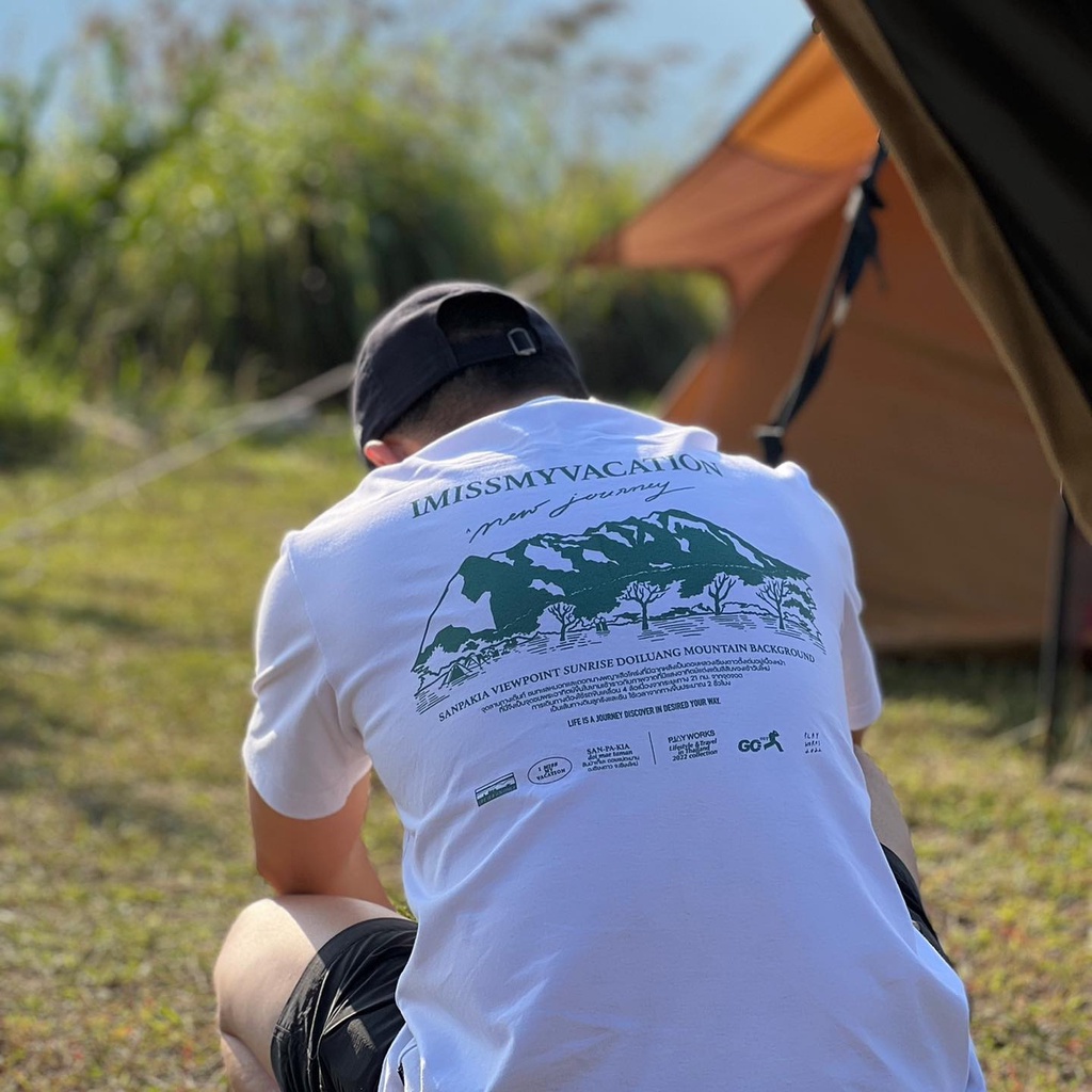 Playworks เสื้อยืดT shirt – Life is a journey ลาย Doi San Pa Kia(Green)
