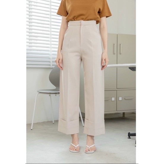 Front Nine รุ่น tommy trousers สี beige size M (เอว 27-28”)