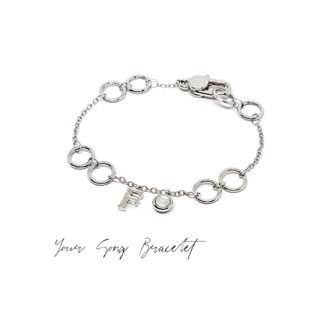 Fyne Fories Your Song Bracelet 🎶 Choose Your Letter ♡ สร้อยข้อมือสายลายวงกลม ห้อยตัวอักษรและหินกลม ♡ fynefories