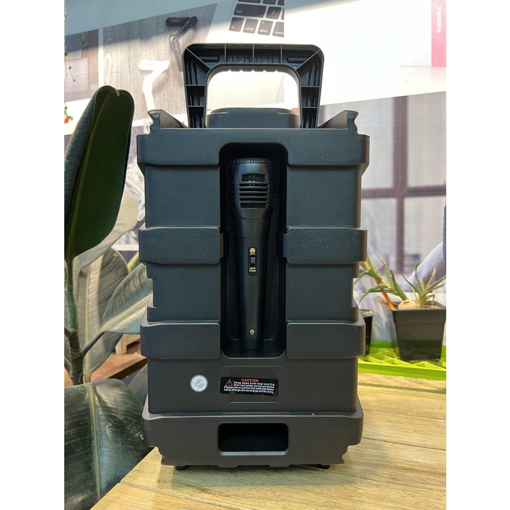 ลำโพงบลูทูธ ดอกใหญ่8นิ้ว KTS-1178 แถมไมค์สาย+รีโมท ลำโพงคาราโอเกะ ลำโพง ไร้สาย ไฟดิสโก้ มีหูหิ้ว แบตในตัว สินค้าพร้อมส่ง - รูปที่ 4