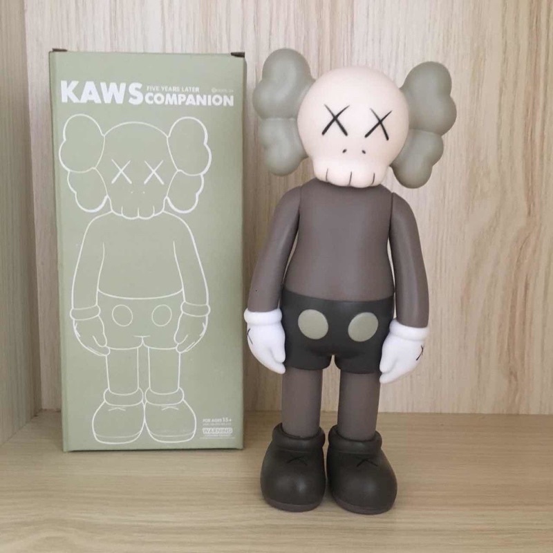 พร้อมส่งถามสีก่อนสั่ง#Gift KAWS เครื่องประดับตุ๊กตา PVC ของเล่นตุ๊กตาแบรนด์โมเดล Kaws Companion figu