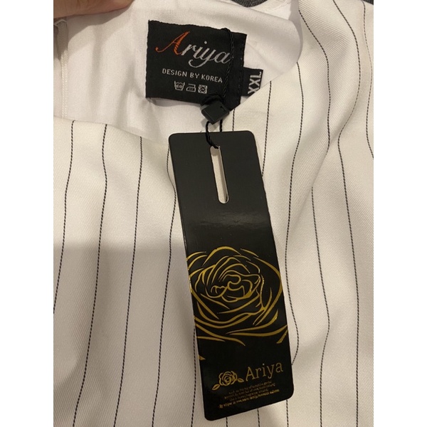 เดรสลายตรงสีขาวเว้าข้างAiyara