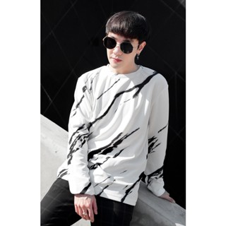 เสื้อแขนยาวลายหินอ่อน(สีขาว): White Marble Sweater (Long-Sleeve)