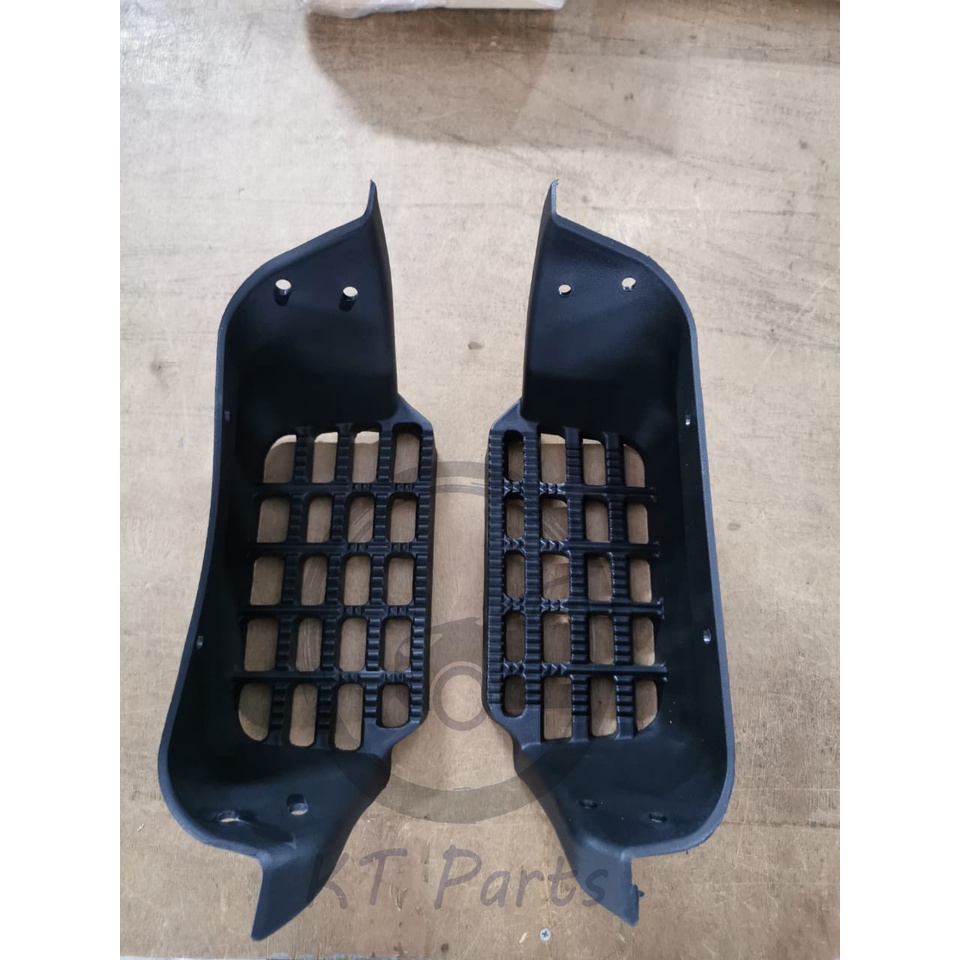 DAIHATSU DELTA DV57 / DV58 / DV99 / DV116 / LH80 / YH80 FOOT STEP TAPAK KAKI 100 % ใหม่