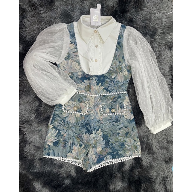 จั้มกางเกงขาสั้น ผ้าทอ แขนยาวซีทรูสีขาว ไซส์ S ป้ายvalley girl