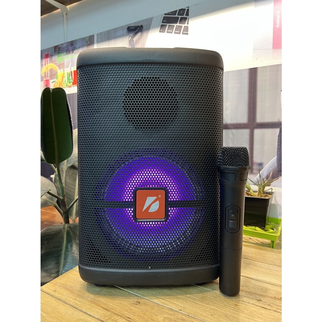 ลำโพงบลูทูธ ลำโพงไร้สาย ดอกลำโพง8นิ้ว KTS-1279 แถมไมค์ลอย+รีโมท 30W ปรับเบส/ปรับแหลมได้ มีAUX แบตในต