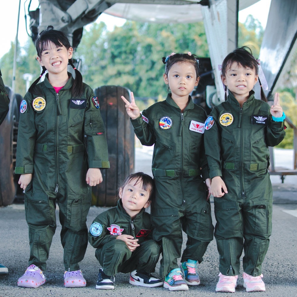 ชุดนักบินเด็กของแท้ แถมฟรี!‼️อาร์มแท้4ชิ้น F-16 , Gripen ฟรี - รูปที่ 4