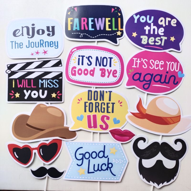 FAREWELL 02 PROPS PHOTO BOOTH