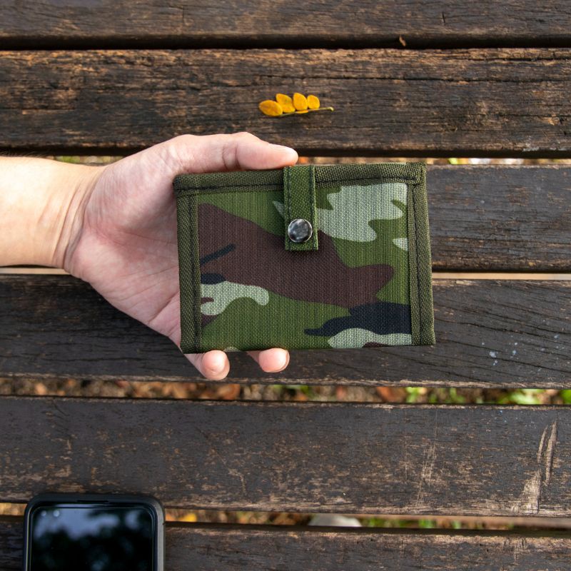 กระเป๋าสตางค์ IA Wallet (CAMO)