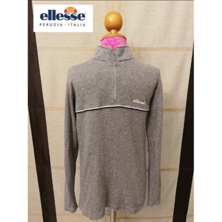 ellesse Brand_2nd hand เสื้อยืดแขนยาวคอมีซิป​/ Cotton​💯​%/ Size​ S​/ แท้มือสองกระสอบนำเข้า ​(Made in China 🇨🇳)