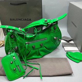 Balenciaca Lecagole  Grade vip Size 30 cm