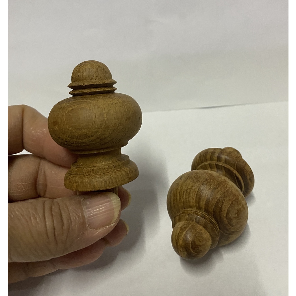 2ชิ้น จุกเสาเล็กยอดกลม ยอดไม้สักกลึงมือ ขนาดเส้นผ่าศูนย์กลาง4.0cm สูง5cm ใช้งานตกแต่งบ้าน เฟอร์นิเจอร์ DIY จำนวน 2ชิ้น