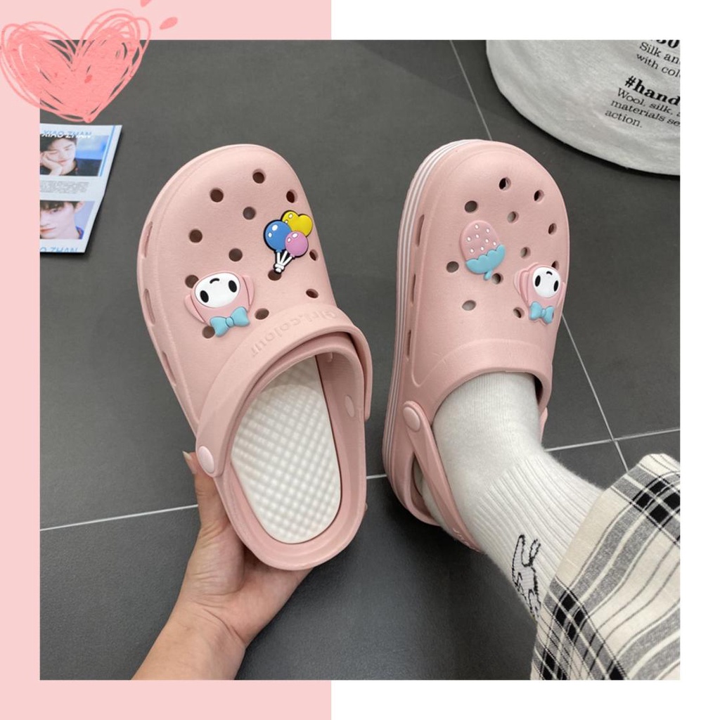 SUNDAY2020 ใหม่พร้อมส่ง รองเท้าแตะผู้หญิง รองเท้าแบบสวมหัวโต มาพร้อมตัวติดสุดน่ารัก ตัวการ์ตูนยอดฮิต สีสันสดใส