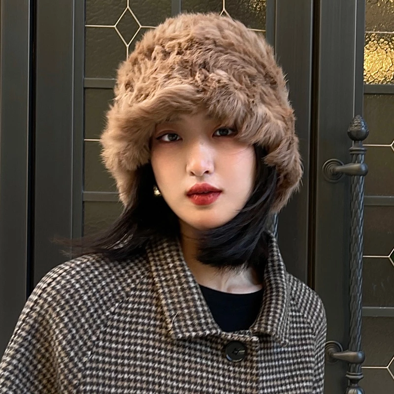 หมวกบักเก็ตผ้ากำมะหยี่แต่งขนกระต่ายสำหรับผู้หญิง thumbnail 3