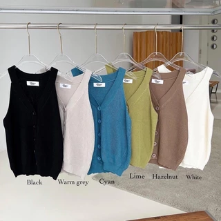 Thesummernade : Dary knit top เสื้อกล้ามไหมพรม