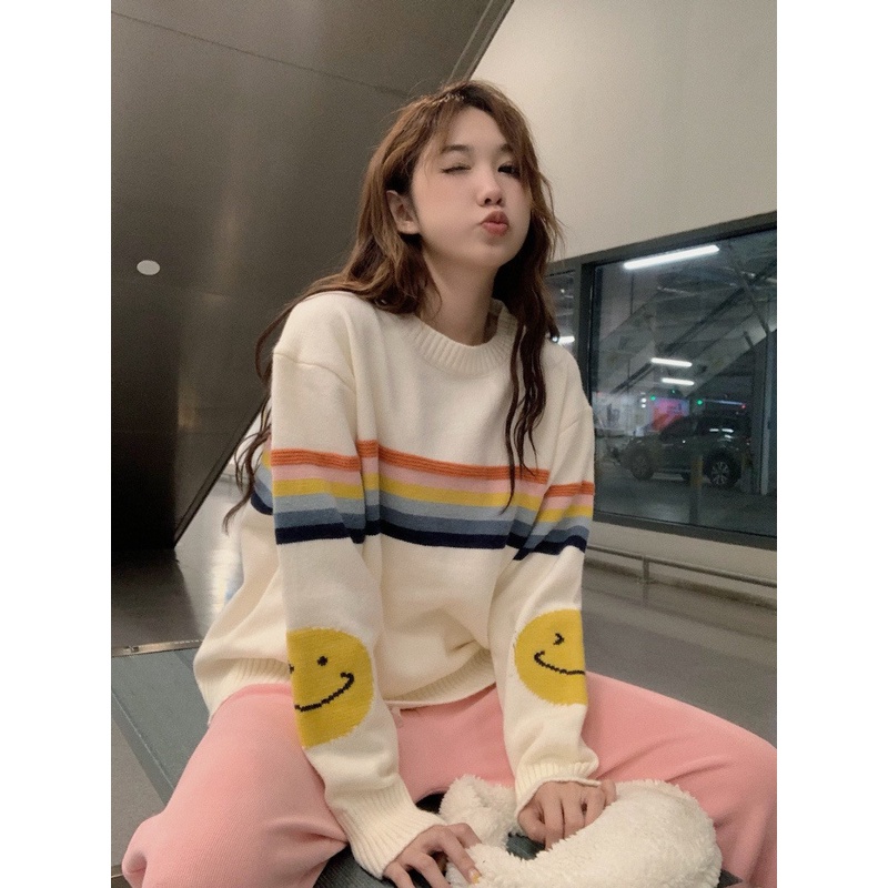 ••พร้อมส่ง•• เสื้อไหมพรมสเวตเตอร์ งานนำเข้า ผ้านุ่มไม่คัน แขนรูปหน้ายิ้ม 8844
