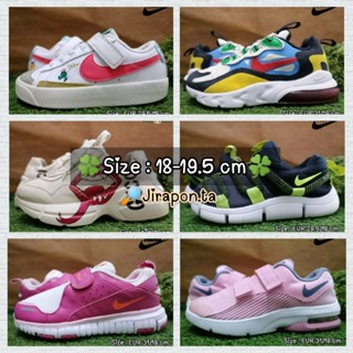 รองเท้าเด็กมือ2  แบรนด์แท้ 🍎Size 18-19 cm.🍎