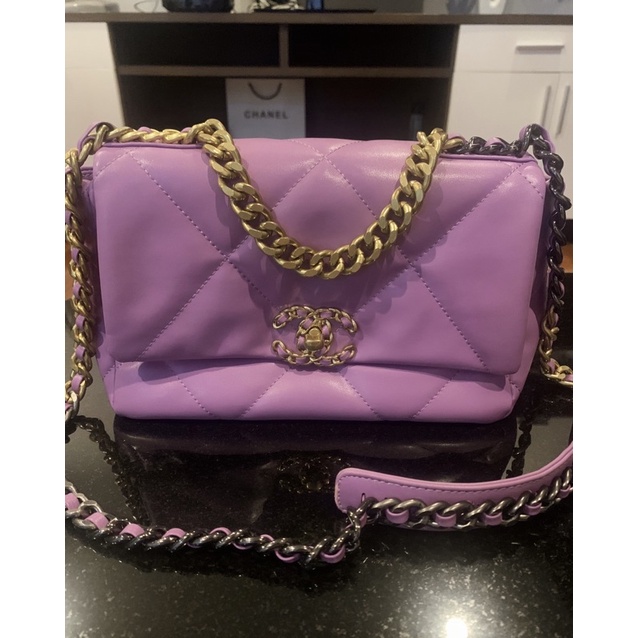 Chanel 19 Flap Bag กระเป๋าชาแนลสีม่วง