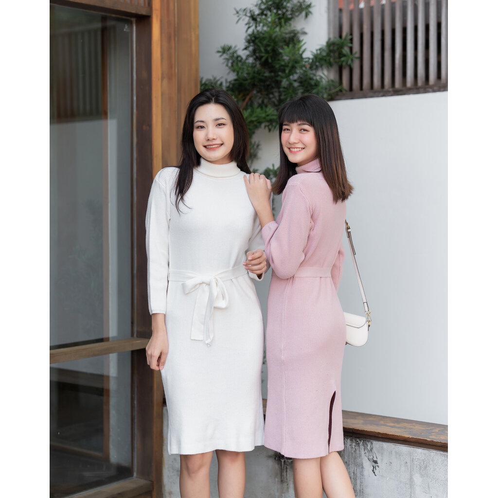 SW68 เดรสคอเต่าไหมพรมทรงยาวสุดคิ้วท์ ผ้านุ่ม ใส่สบาย รุ่น SHORT NECK DRESS SWEATER COATMEE