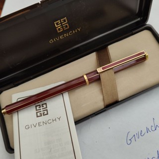 ปากกา Givenchy พร้อมกล่อง มือสองสภาพสวย เปลี่ยนไส้มาใหม่