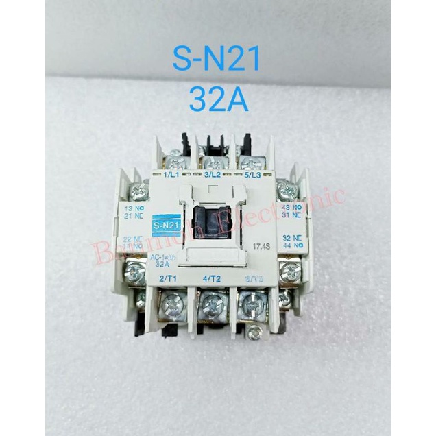 S-N21 แมกเนติกคอนแทคเตอร์ มีโวล์ให้เลือก24V,110V,220V380V SN-21 ยี่ห้อZT 32A SN21 สินค้าคุณภาพราคาย่