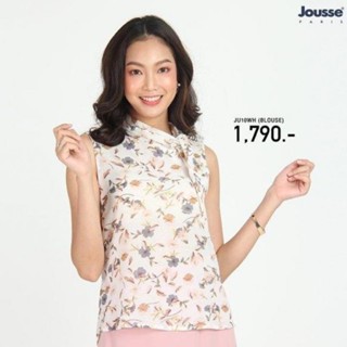 Jousse เสื้อแขนกุด Blouse เสื้อชีฟอง ลายดอกไม้สีขาว แขนกุด ดีเทลผูกโบว์ (JU1OWH)