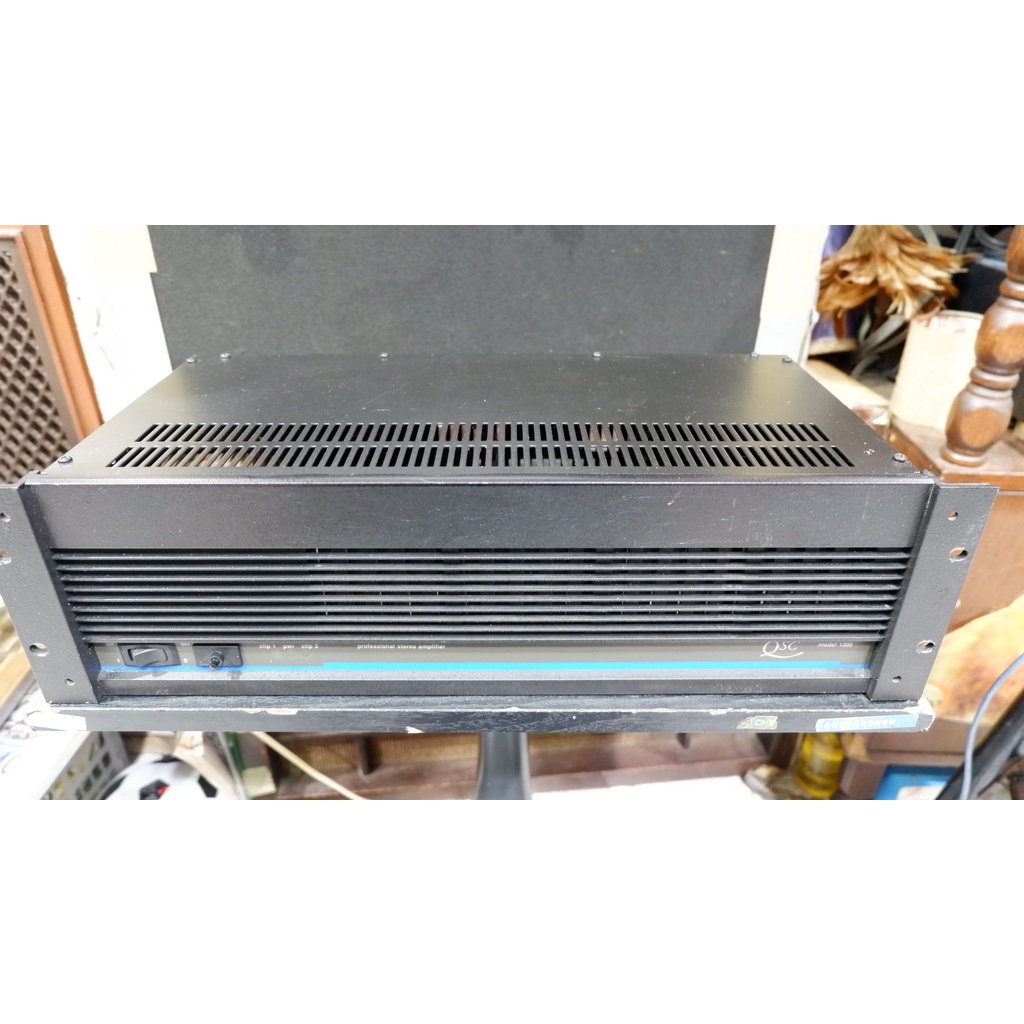 QSC AUDIO MODEL 1200 มือสอง สภาพสวย