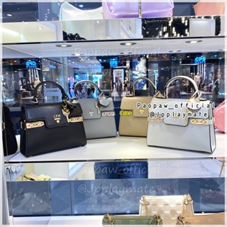 LYN กระเป๋าสะพายข้าง LYN รุ่น Fineness Re-Edit Handbag S Top Handle Bag : LL22WBF298 แท้จากชอป พร้อมอุปกรณ์