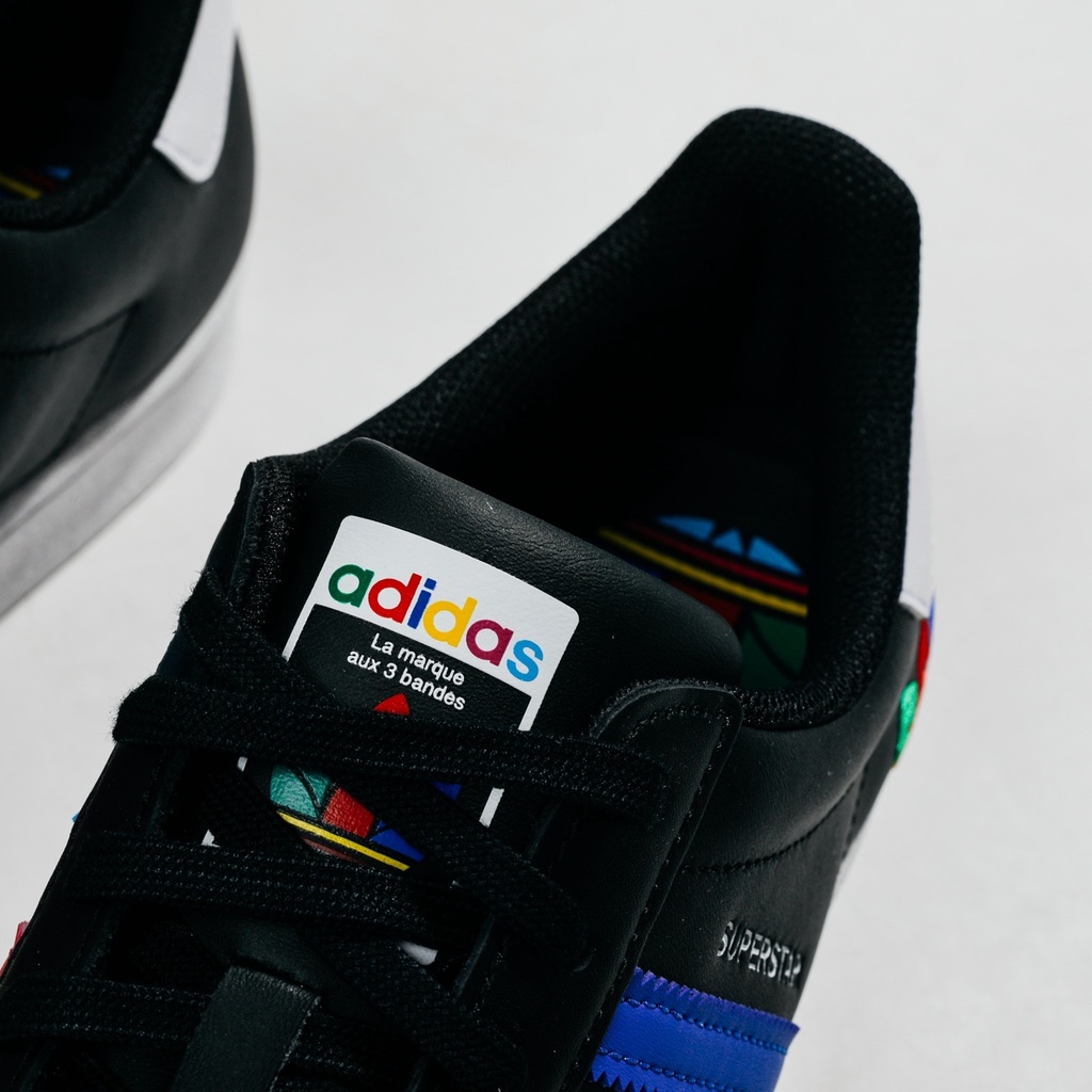 ลดเพิ่มอีก 79 ใส่โค้ด MS10MAR Adidas รองเท้า Superstar FU9520 - แท้ป้าย ...
