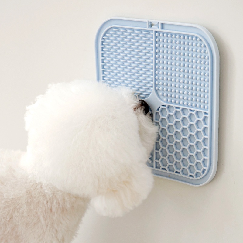 Bite Me Silicone Lick Mat จานเลียติดผนังสำหรับสุนัข นำเข้าจากประเทศเกาหลี มี 2 สี