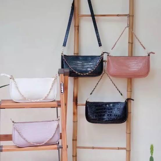 Monica MODIS women& 39;s bag/กระเป๋าสะพายโซ่