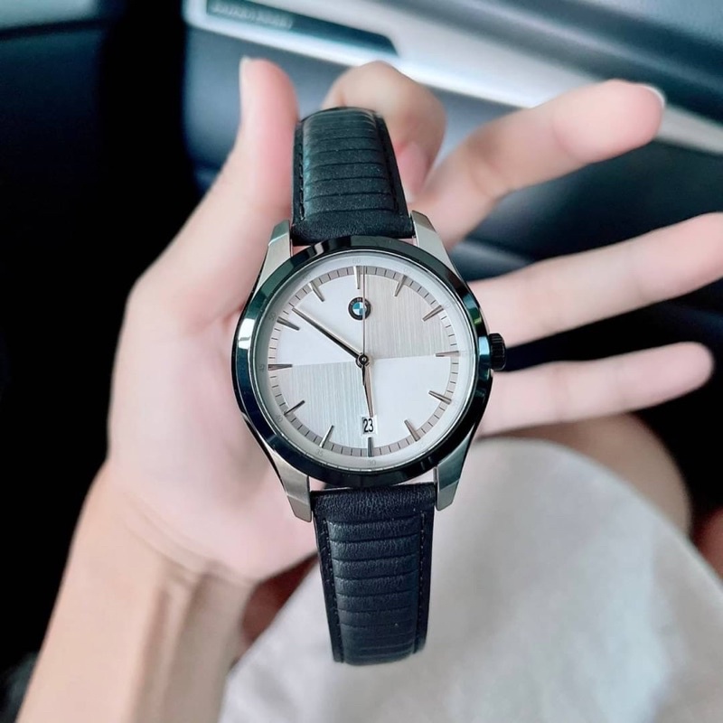 (ผ่อน0%) นาฬิกาชาย BMW Men's Analog Quartz Watch with Leather strap BMW5000 ✔️หน้าปัด 42 มม. หนังแท้สีดำ