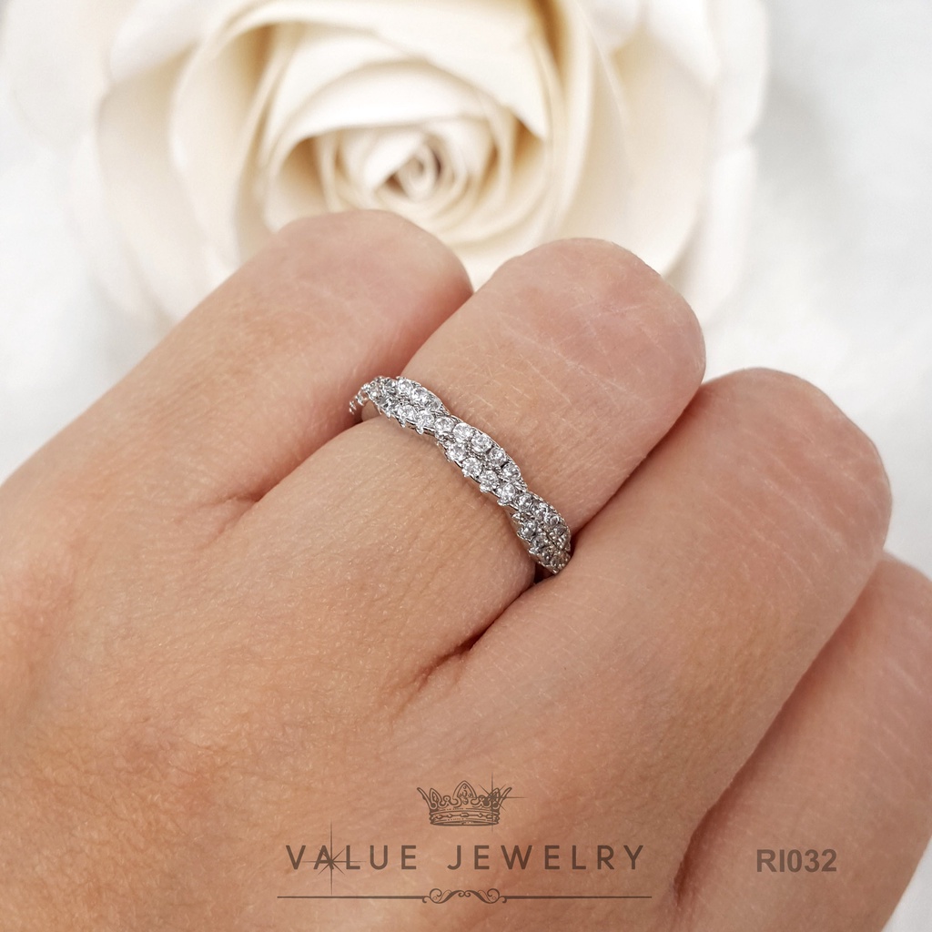 แหวนเพชร ประดับคริสตัลแท้ ทรงเพชรกลม 2แถวลายสลับ ฝังครึ่งวง แหวนผู้หญิง แหวน เครื่องประดับ RI032 ValueJewelry - รูปที่ 4