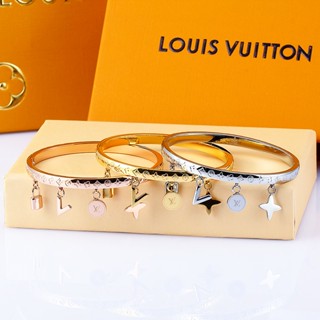 สร้อยข้อมือแฟชั่น จี้ตัว V ตัวอักษร สีทองกุหลาบ 18K สไตล์เรโทร