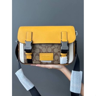 กระเป๋าสะพายCoach Track Crossbody In Colorblock Signature Canvas