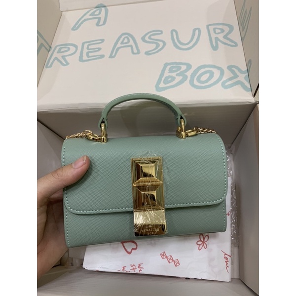 atreasurebox bag สีเขียวพาสเทล