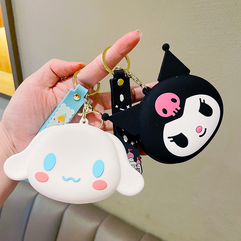 Sanrio พวงกุญแจกระเป๋าสตางค์ ขนาดเล็ก น่ารัก สร้างสรรค์ คุโรมิ ซินนาม่อน สุนัข กระเป๋าใส่เหรียญ จี้กุญแจรถ BFF พวงกุญแจ กระเป๋าเงิน