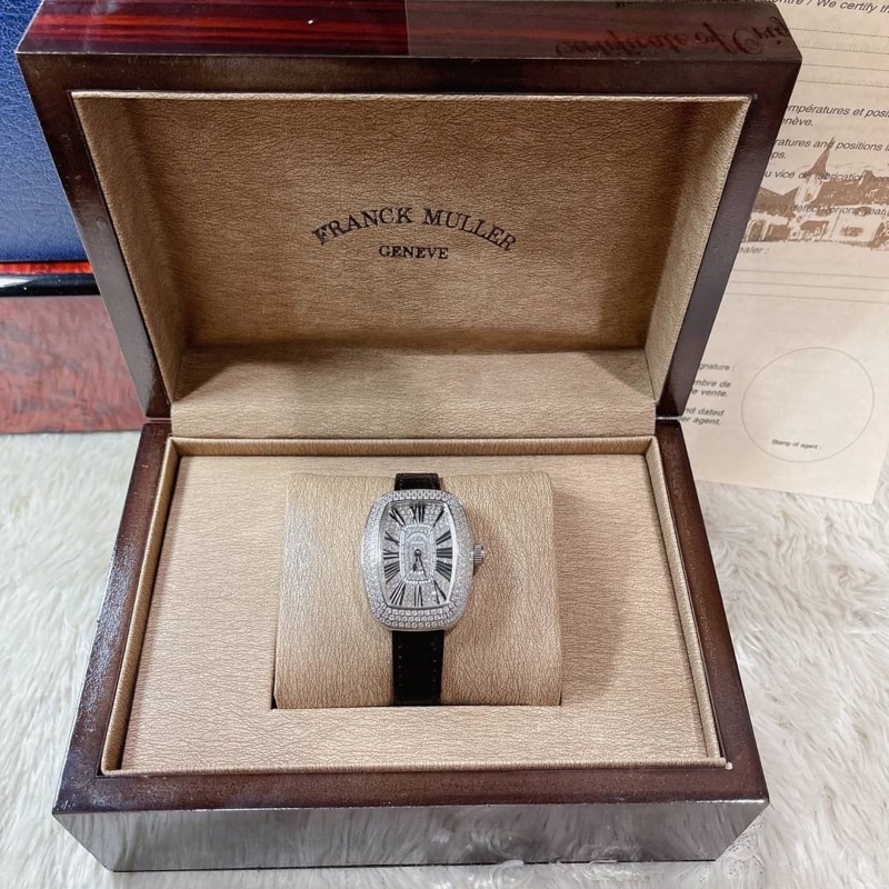 นาฬิกาผู้หญิงระบบถ่าน SIZE 34MM