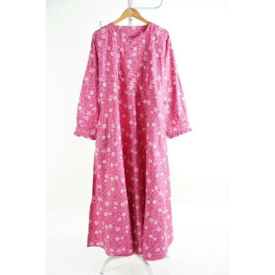 Mala Dress เดรสฮิญาบผู้ใหญ่จัมโบ้ลายดอกไม้ - ร้านอิลลัง