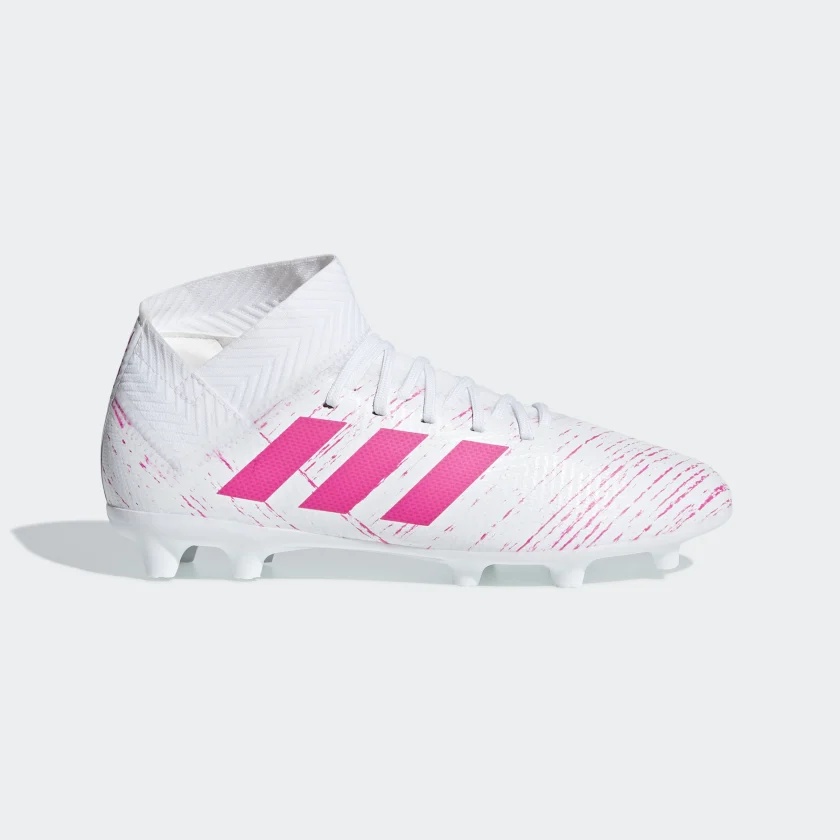 Adidas รองเท้าฟุตบอลเด็ก / สตั๊ดเด็ก Nemeziz 18.3 FG Kids | Cloud White/Shock Pink/Shock Pink ( CM85