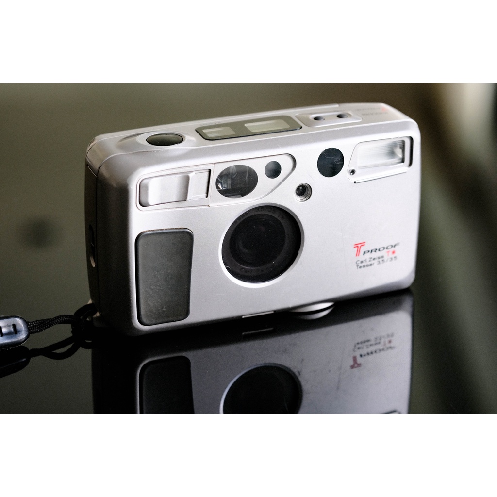 กล้องฟิล์ม Kyocera TProof Yashica T5 (Yashica T4 super)