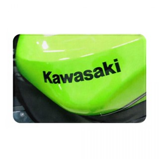 พรมเช็ดเท้า ผ้าสักหลาด กันลื่น ลายโลโก้รถจักรยานยนต์ Kawasaki ขนาด 16x24 นิ้ว แบบแห้งเร็ว สําหรับห้องน้ํา พร้อมส่ง