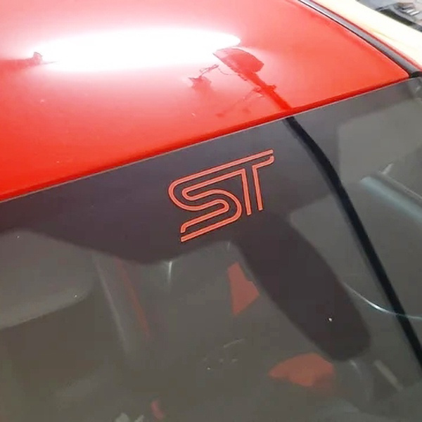 [P-A590] Ford Focus/Fiesta ST สติ๊กเกอร์สะท้อนแสง สติ๊กเกอร์ติดกระจกหน้ารถ สติ๊กเกอร์ติดรถกันน้ํา