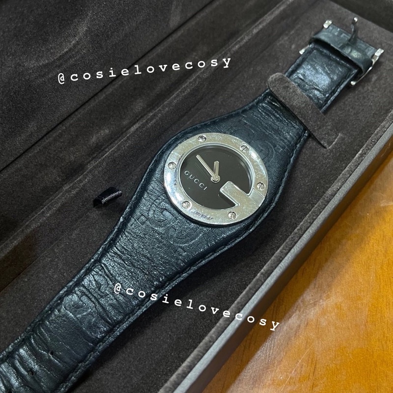 Gucci watch with black strap YA104520  ของแท้ ✅