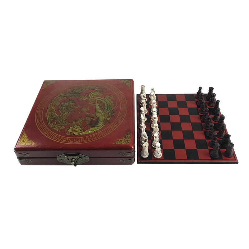 New Hot Antique Chess Board Game Set Vintage Resin Chess Lifelike Pieces Separate Checkerboard Game Pattern Chess Box Gi