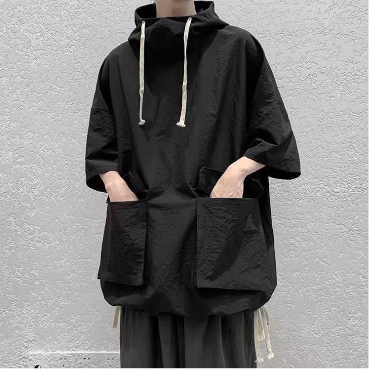 เสื้อยืดแขนสั้น มีฮู้ด แต่งกระเป๋าสามส่วน สไตล์เกาหลี แฟชั่นฤดูร้อน สําหรับผู้ชาย