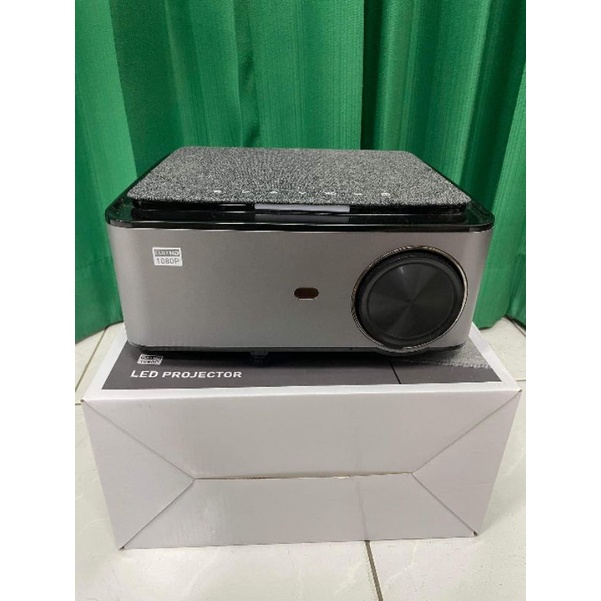 โปรเจคเตอร์ RD828 ความละเอียด Full HD (มือสองสภาพนางฟ้า)
