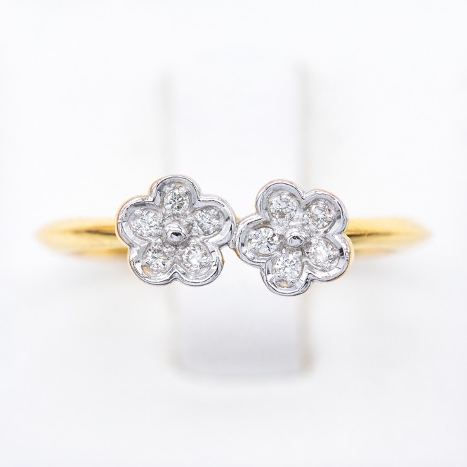 Happy jewelry แหวนดอกไม้คู่น่ารักๆ แหวนเพชร แหวนทองเพชรแท้ ทองแท้ 37.5% ME748