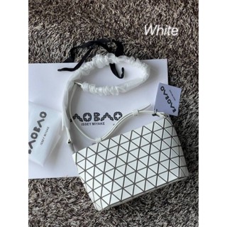 📮@2,090.-🔥🔥Innovative Sale &amp; Marketing 10 %+🛒ส่งฟรี EMS 🛒🔥🔥💯BAO BAO ISSEY MIYAKE Crystal Shoulder Bag