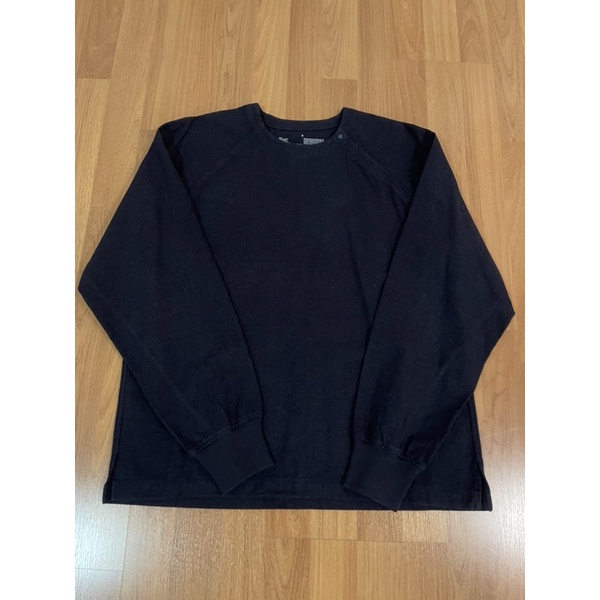 เสื้อแขนยาว MUJI มือสอง สภาพดี ใส่ครั้งเดียว เสื้อไซส์S เป็นทรงหลวม รอบอกประมาณ44นิ้ว